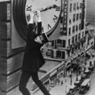 Harold_lloyd_safety_last_2